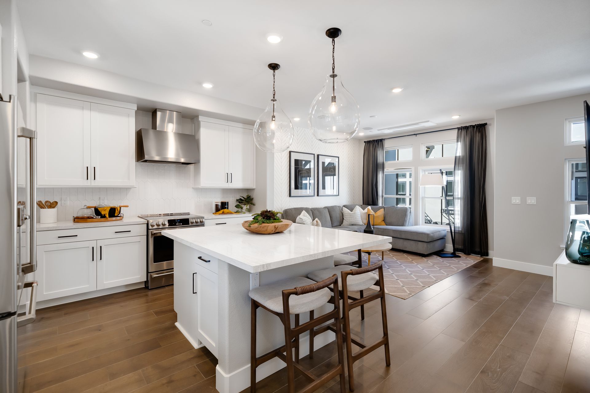 Amelia 7 Kitchen Great Room 1
