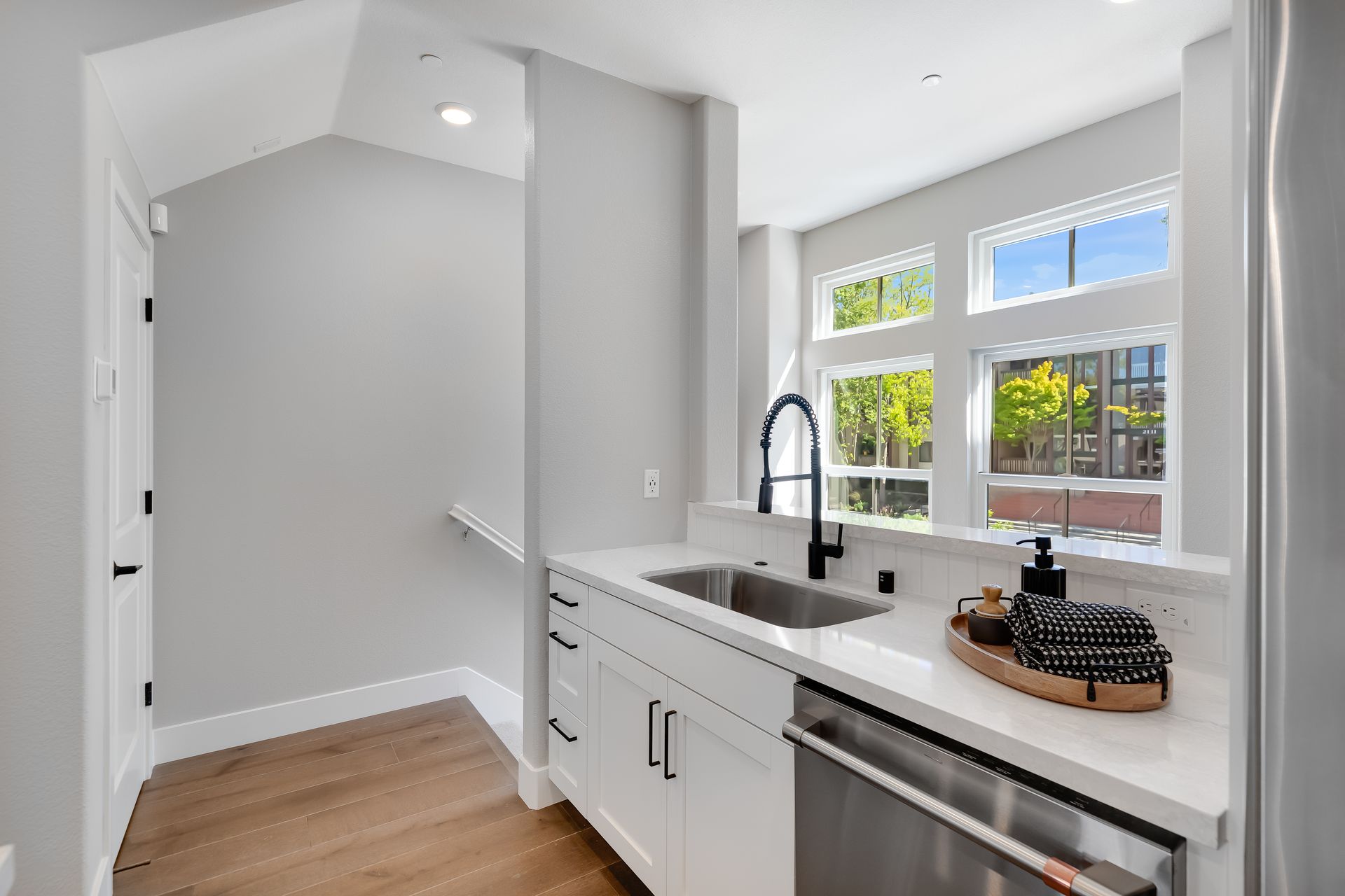 Amelia 7 Kitchen 8