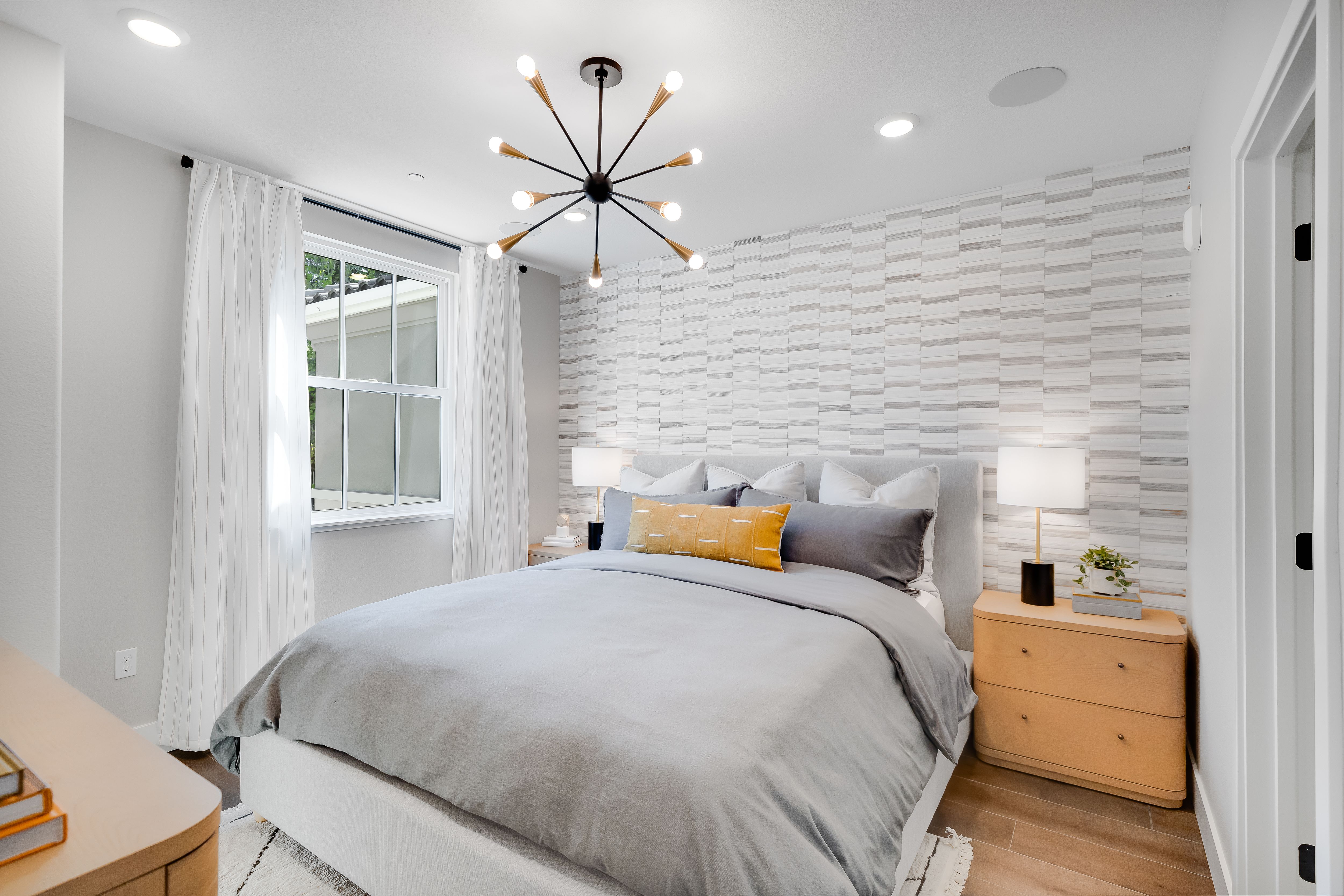 Amelia 7 Primary Bed 1