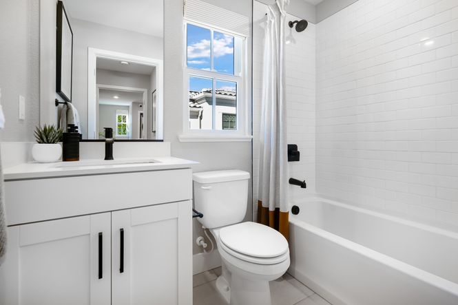 Amelia 7 Bath 2