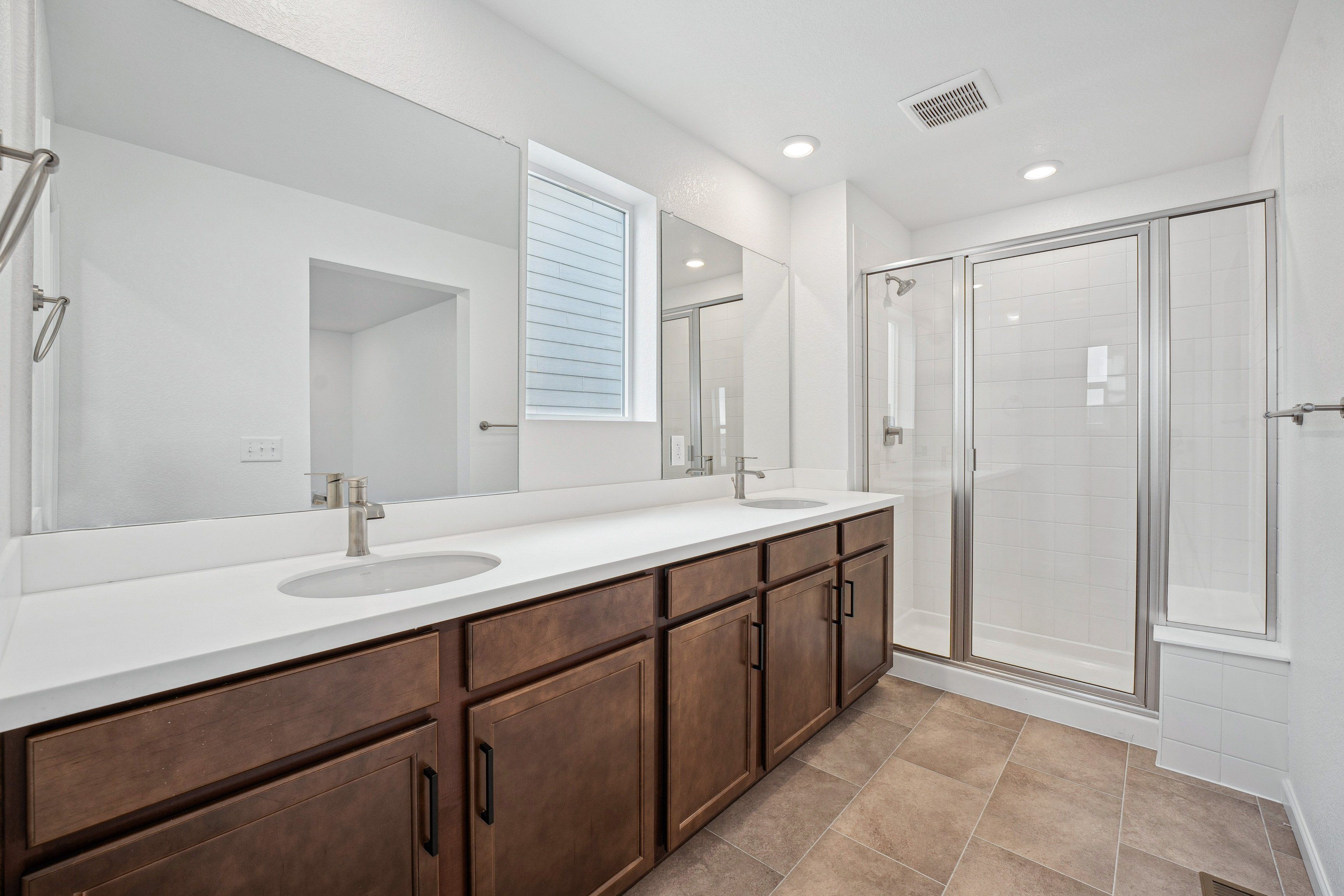 012 Primary Bath 2 Meridian at Farmlore