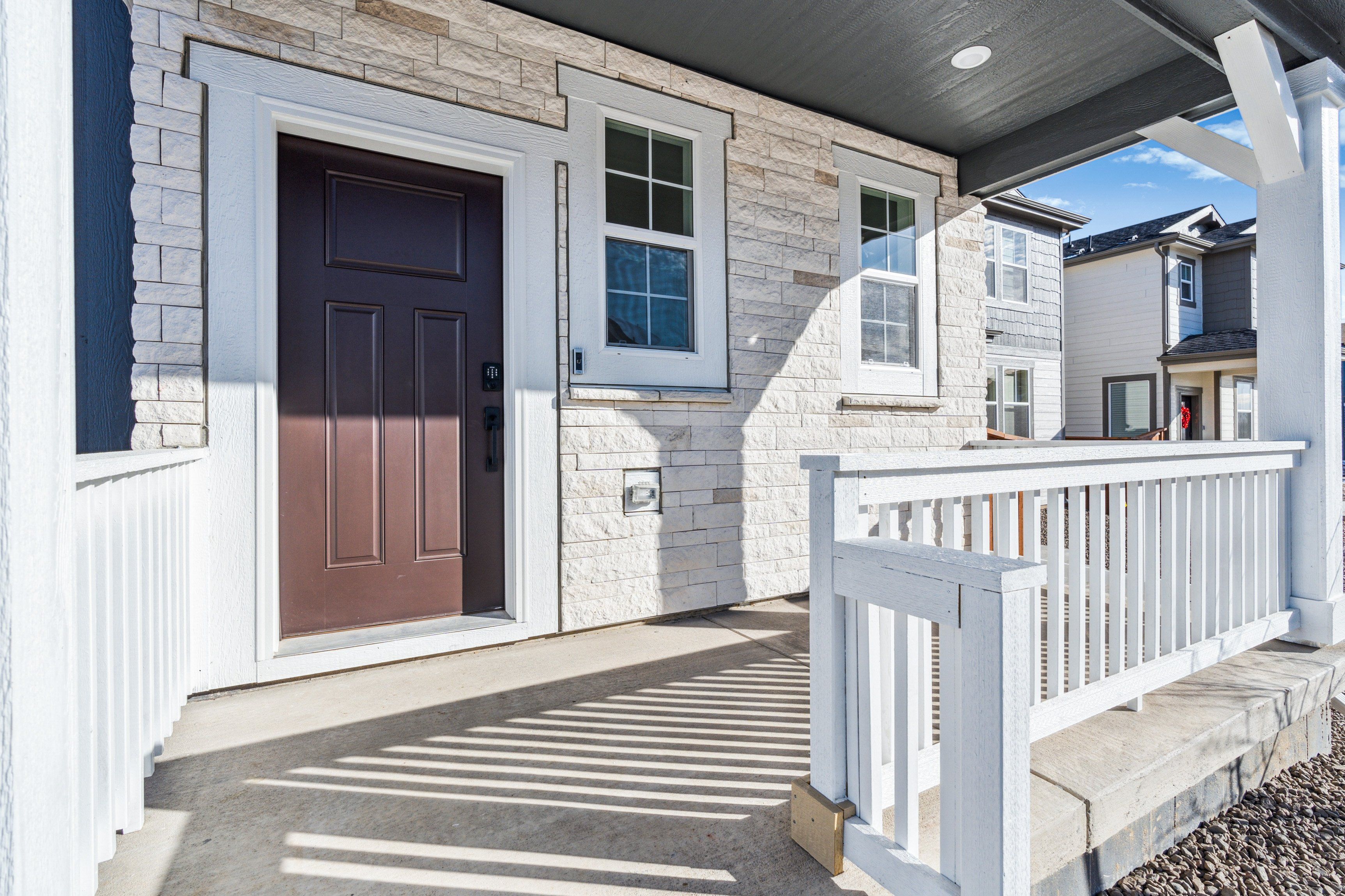 005 Front Porch Stella at Farmlore
