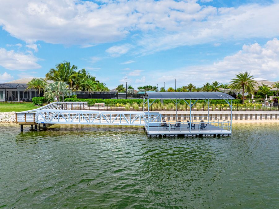 Floating Dock - Esplanade Lake Club - Taylor...