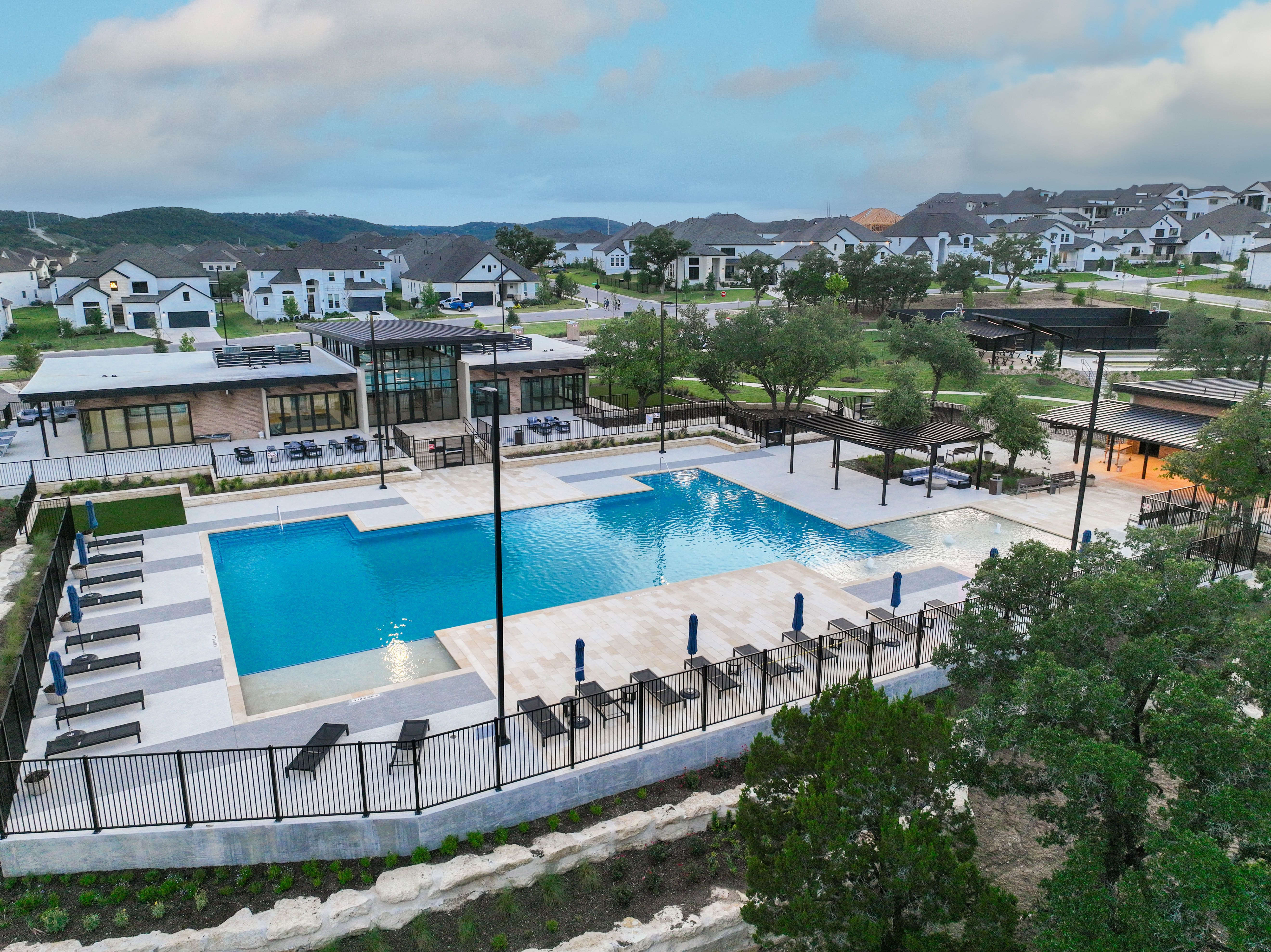 DJI_20250529201036_0009_V 2