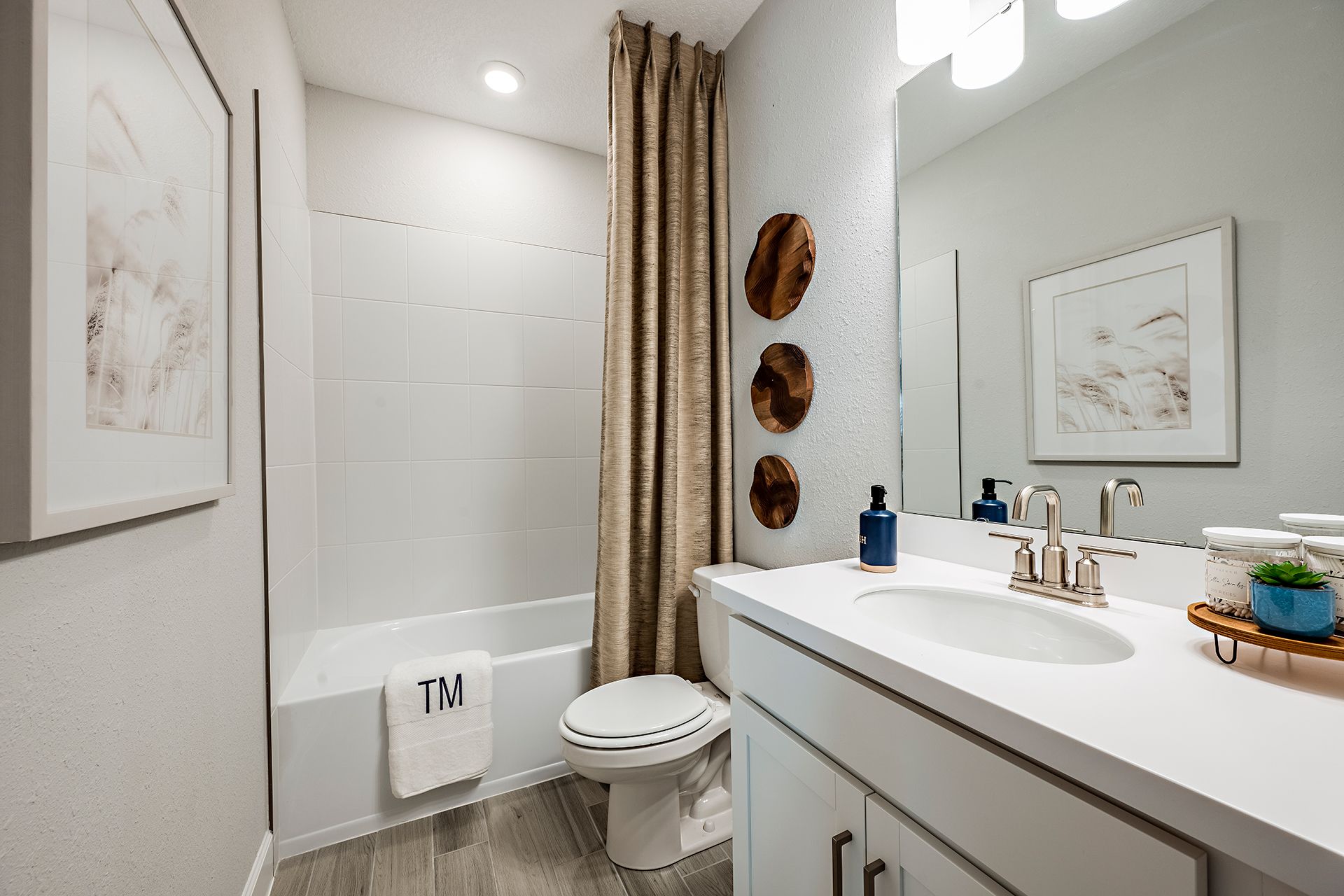 Lofton-Creek-Torres-2970-Web