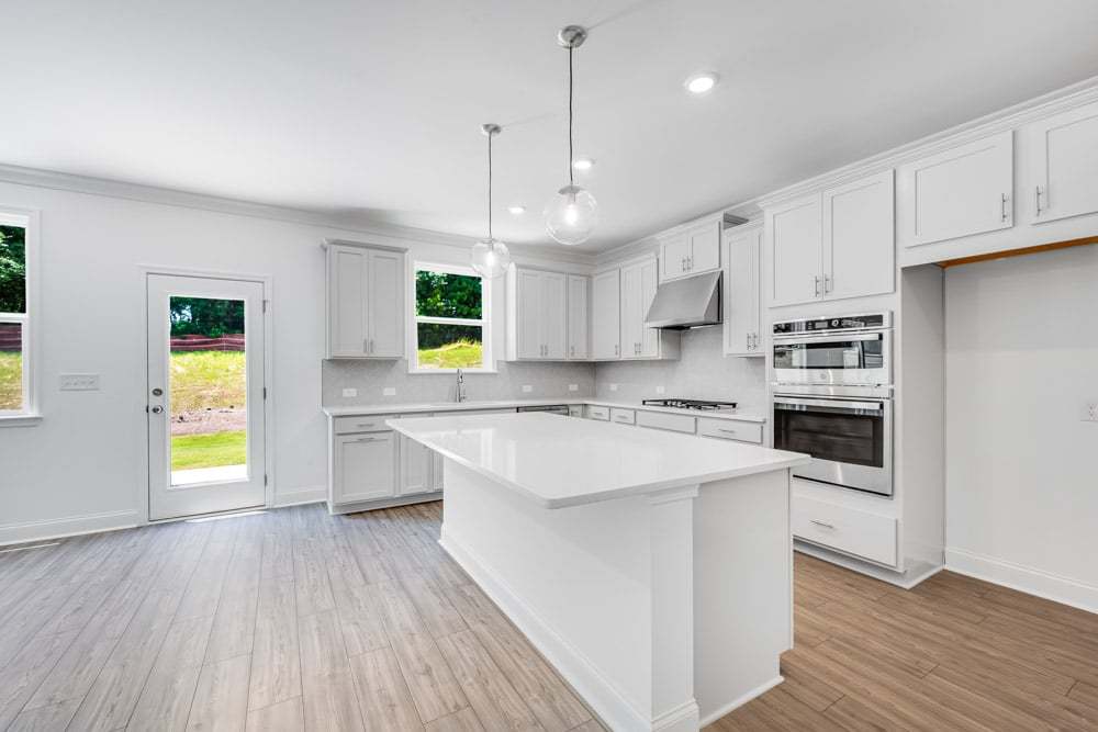 hj-ga-atlanta-oakmead-trenton-lot-2-kitchen-001