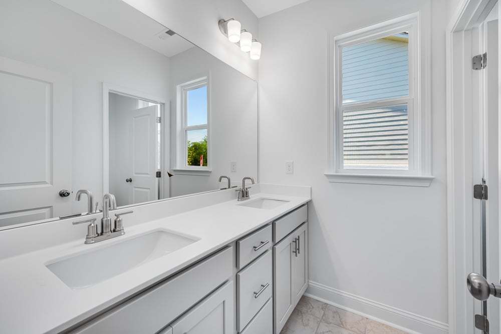 hj-ga-atlanta-oakmead-trenton-lot-2-bathroom-007