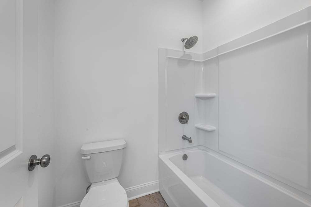 hj-ga-atlanta-oakmead-trenton-lot-2-bathroom-008