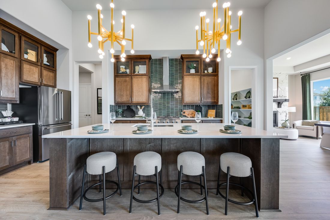 hj-tx-dallas-the-ranch-at-uptown-celina-court...