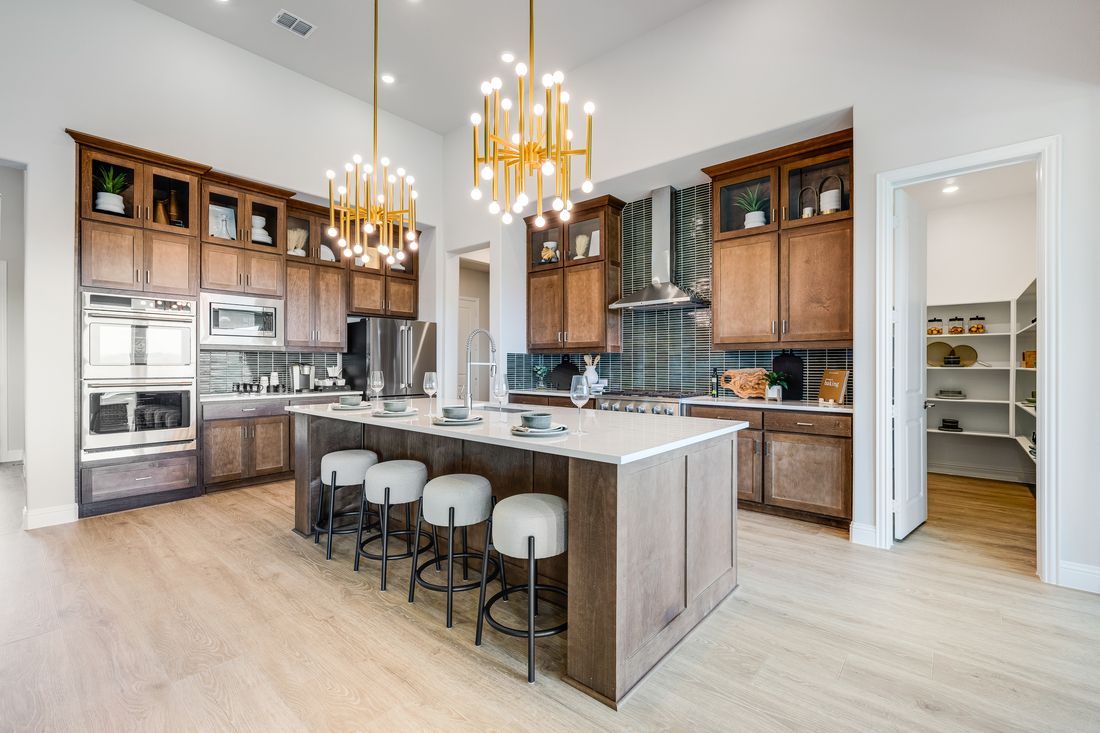 hj-tx-dallas-the-ranch-at-uptown-celina-court...