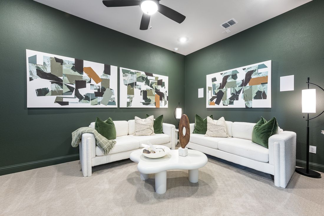 hj-tx-dallas-the-ranch-at-uptown-celina-court...