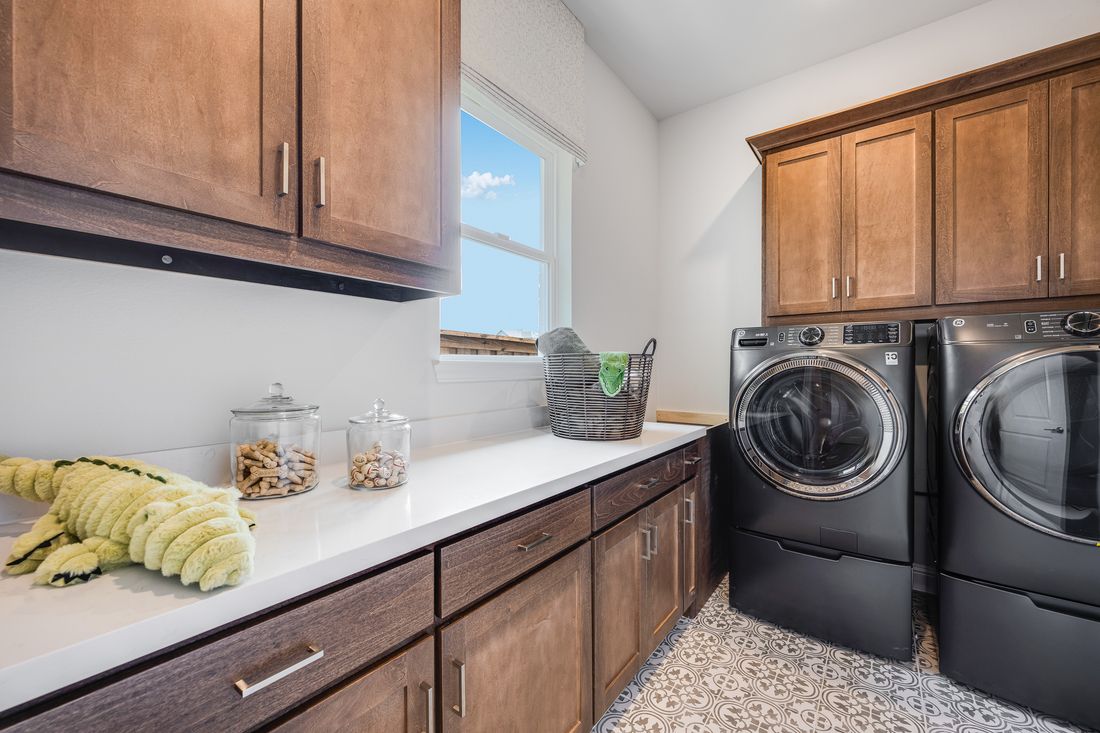 hj-tx-dallas-the-ranch-at-uptown-celina-court...