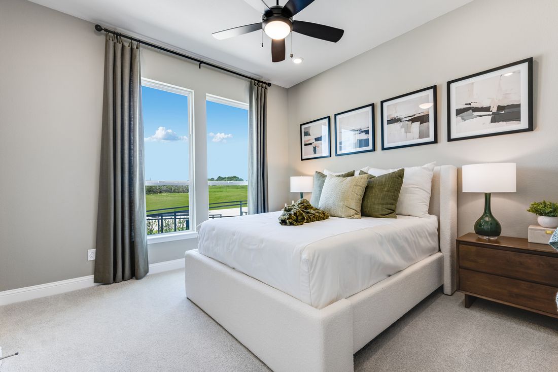 hj-tx-dallas-the-ranch-at-uptown-celina-court...