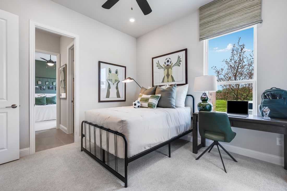 hj-tx-dallas-the-ranch-at-uptown-celina-court...