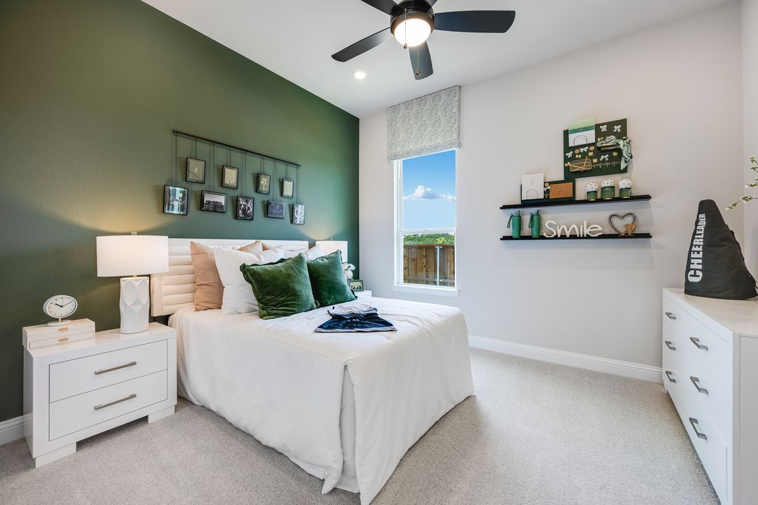 hj-tx-dallas-the-ranch-at-uptown-celina-court...