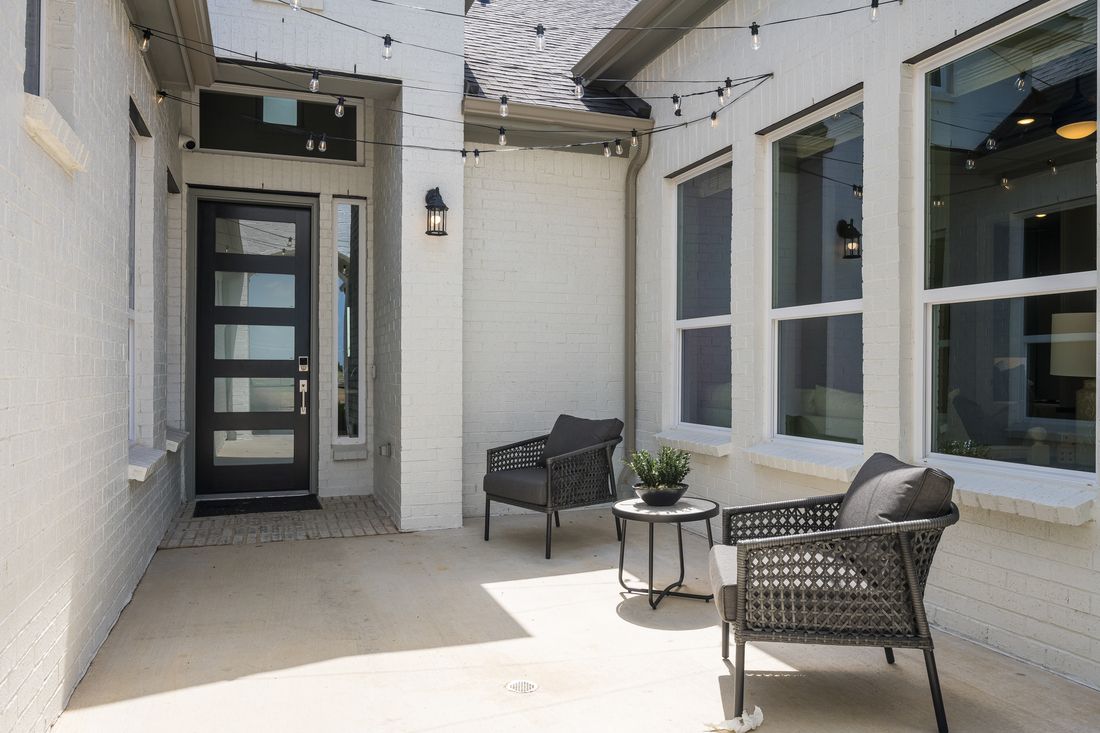 hj-tx-dallas-the-ranch-at-uptown-celina-court...