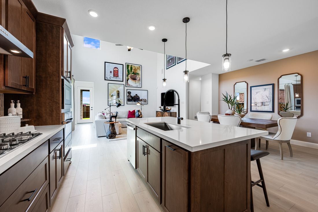 hj-tx-dallas-the-ranch-at-uptown-celina-hadle...