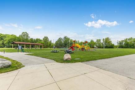 Lions Park 2