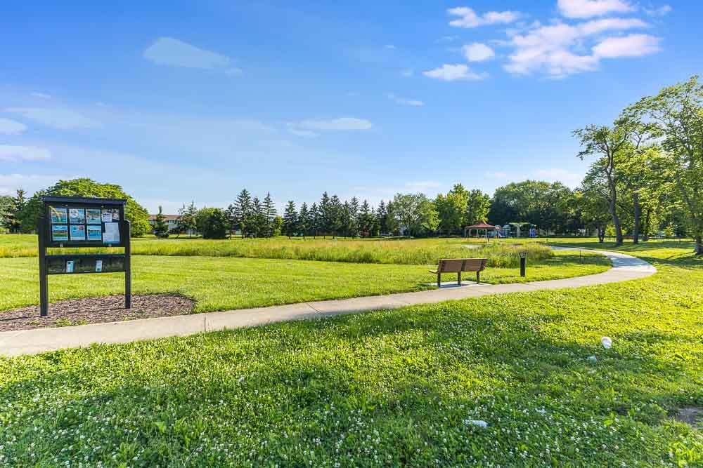 Lions Park 10