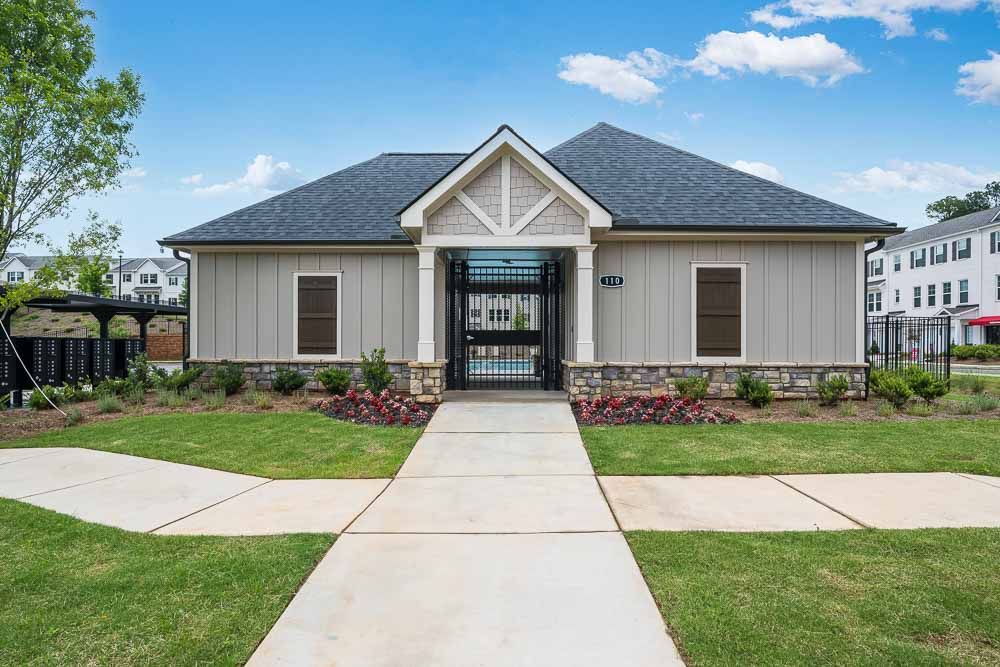 hj-ga-atlanta-chandler-run-6162-wayburn-pool...