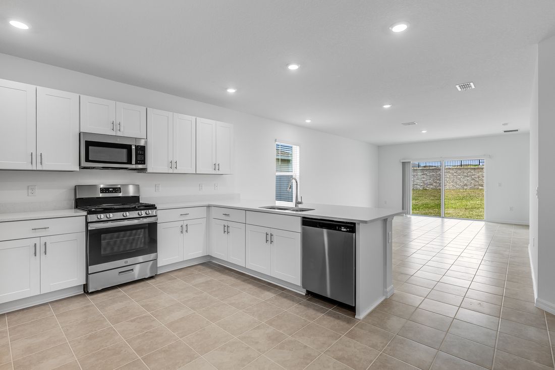 hj-fl-orlando-waterstone-spruce-lot-230-kitch...