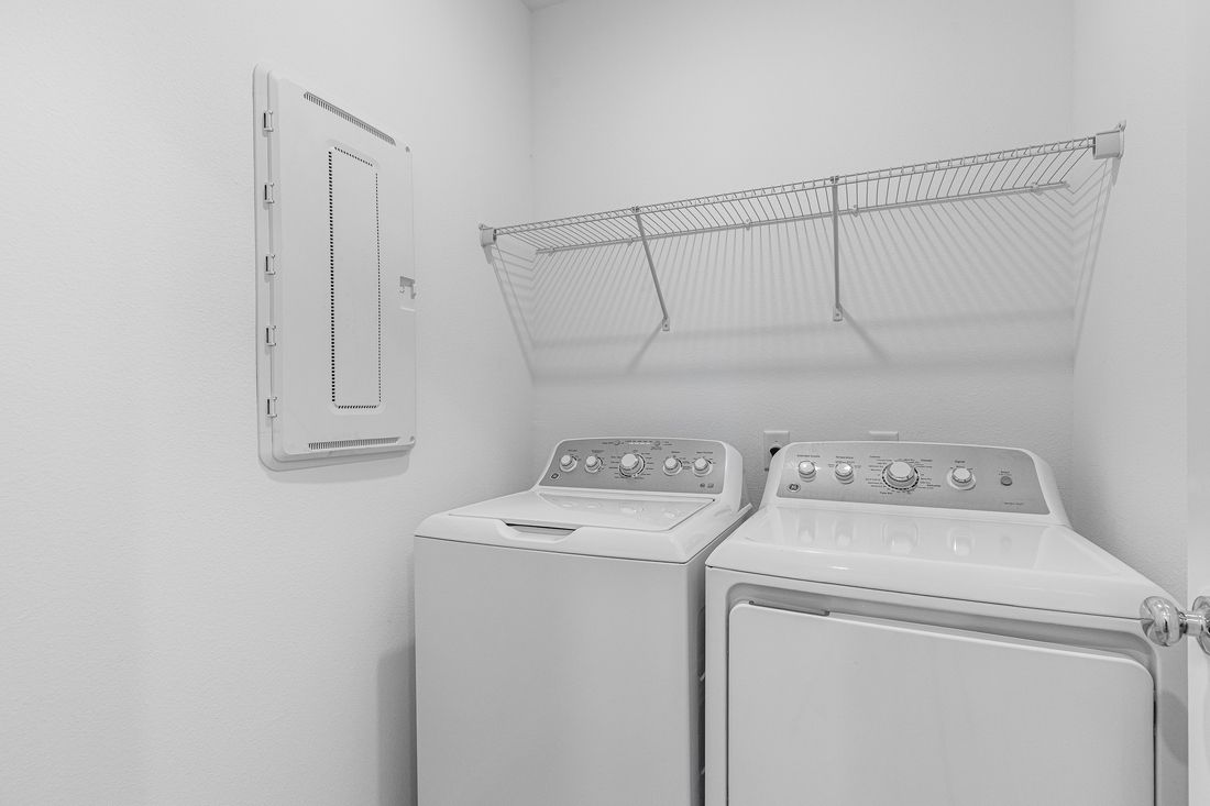 hj-fl-orlando-waterstone-spruce-lot-230-laund...