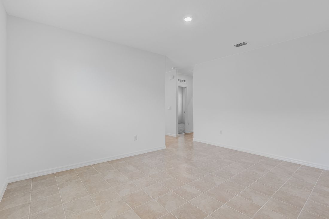 hj-fl-orlando-waterstone-spruce-lot-230-livin...