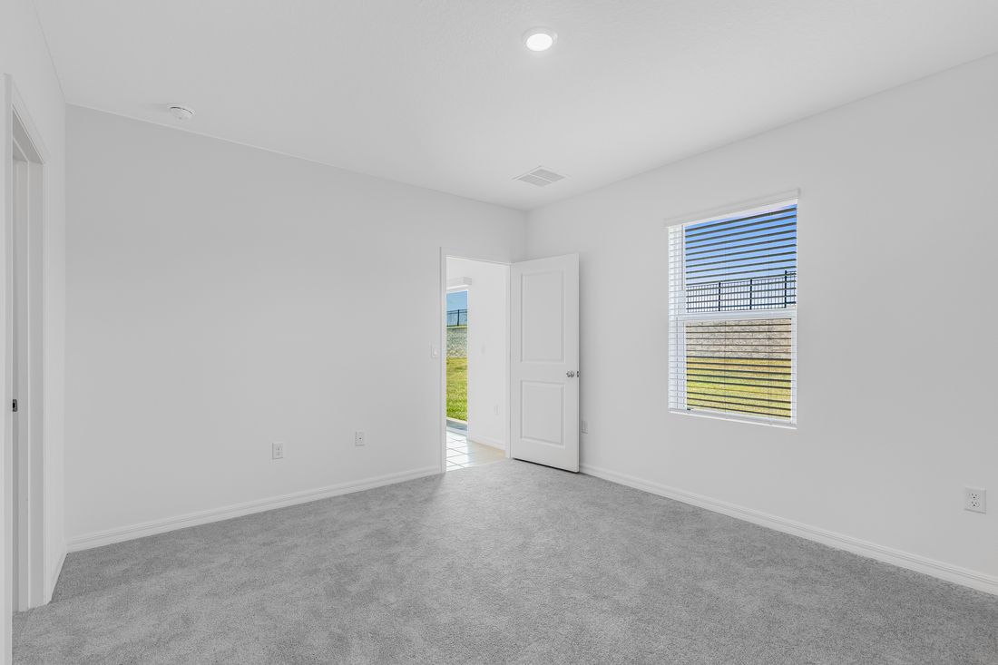 hj-fl-orlando-waterstone-spruce-lot-230-livin...