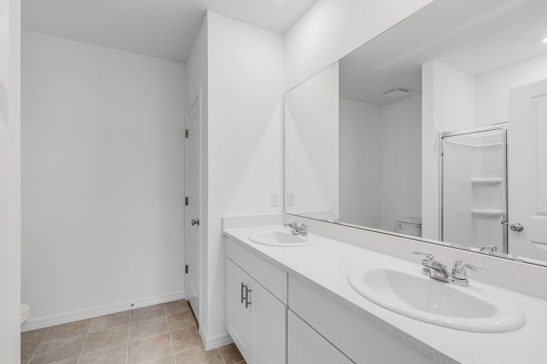 hj-fl-orlando-waterstone-spruce-lot-230-bathr...