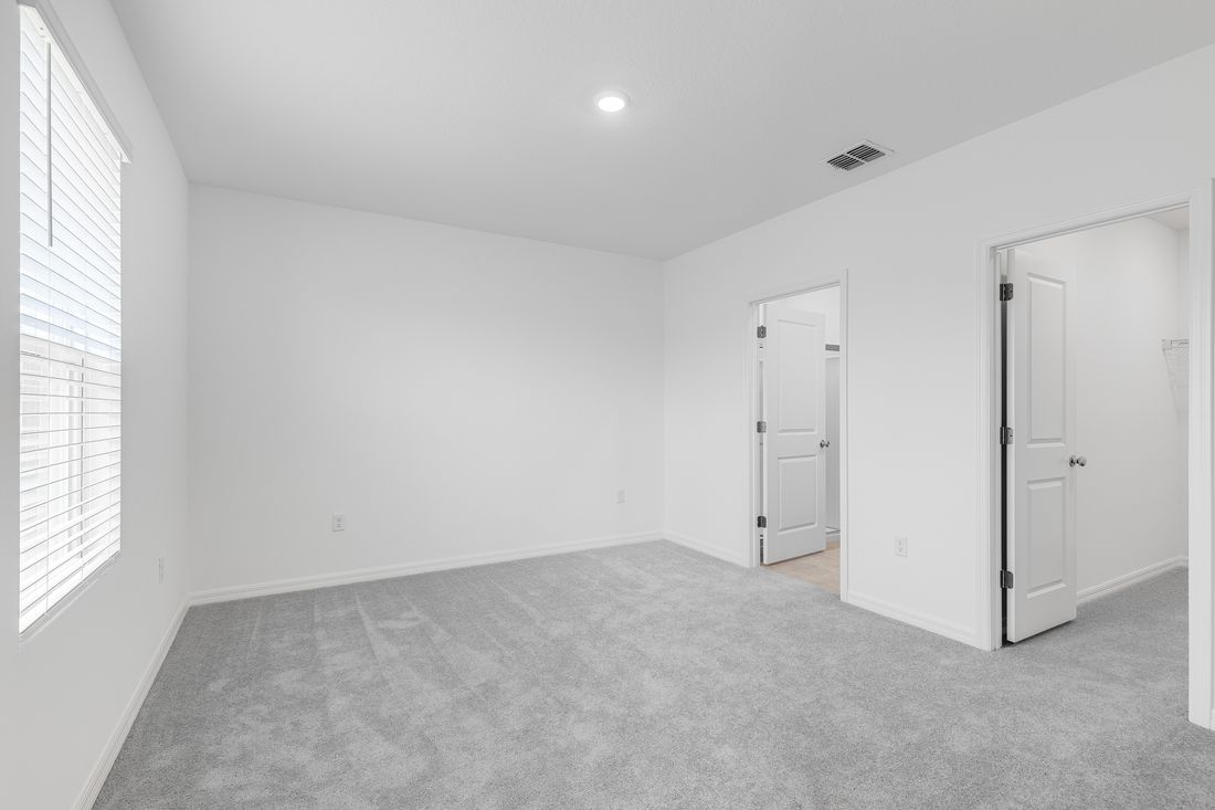 hj-fl-orlando-waterstone-spruce-lot-230-bedroom-05