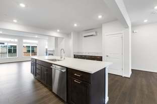 E22A - Senderos: Kirkland, Washington - Taylor Morrison