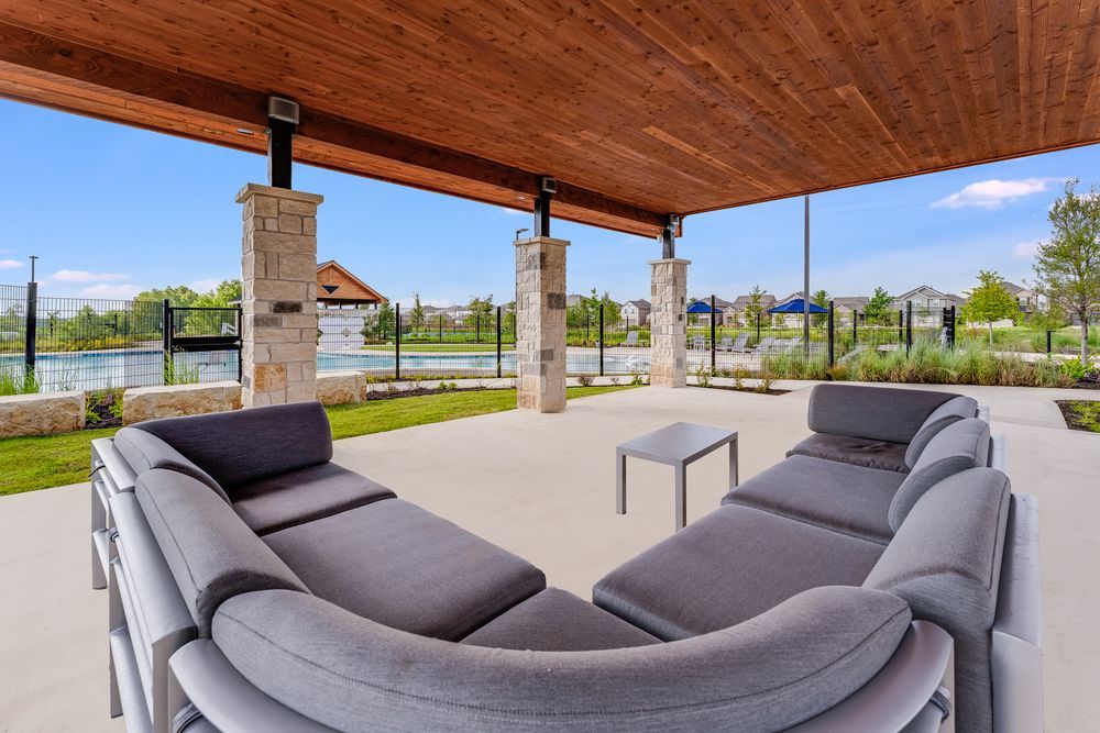 hj-tx-austin-lisso-1615-jonas-community-pool-...