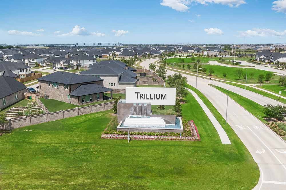 hj-tx-hou-trillium-amenity-center-lot-1-commu...