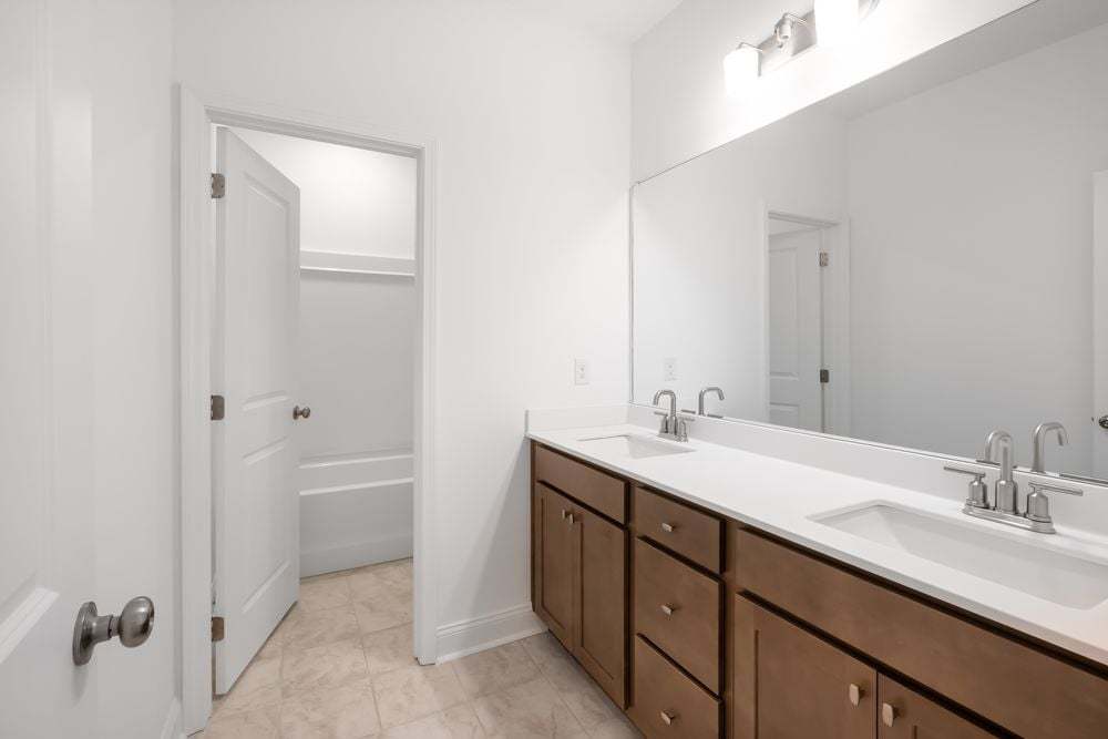 hj-ga-atlanta-bennett-farm-ingram-lot-93-bath...