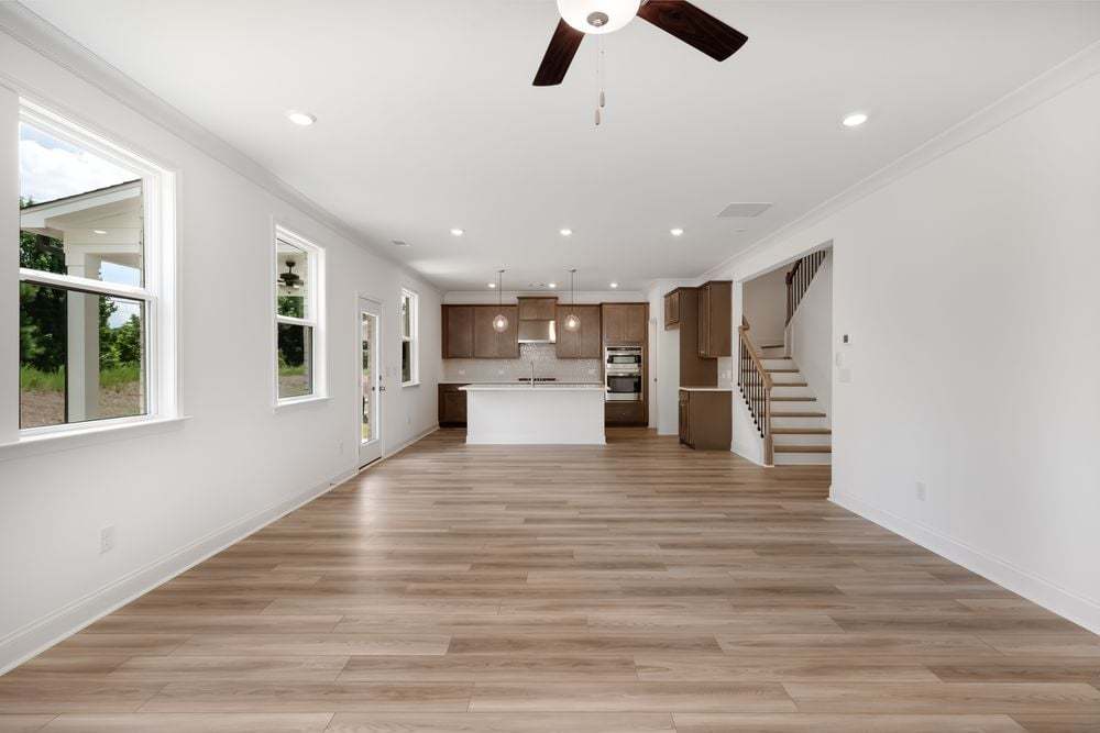 hj-ga-atlanta-bennett-farm-ingram-lot-93-tv-l...