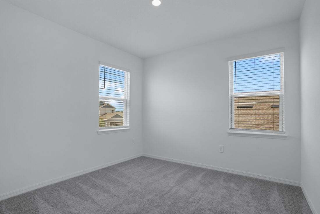 hj-fl-orlando-aden-north-at-westview-bedroom-02