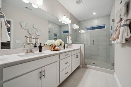 Avon Owner's Suite