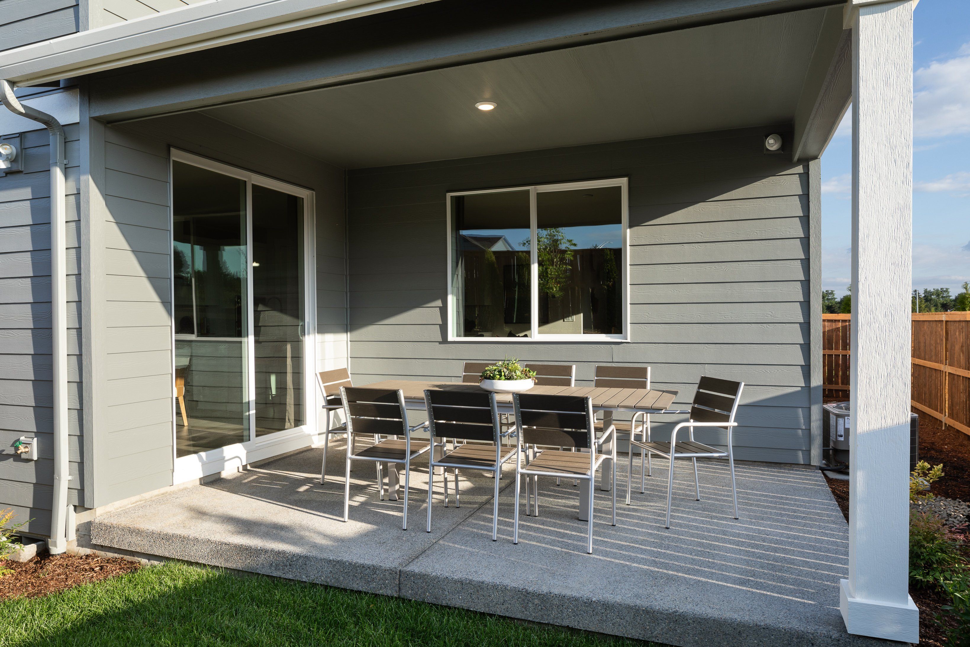 Piper Ridge Riverbend Patio