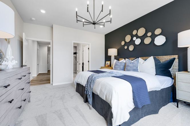 11 Primary Bedroom