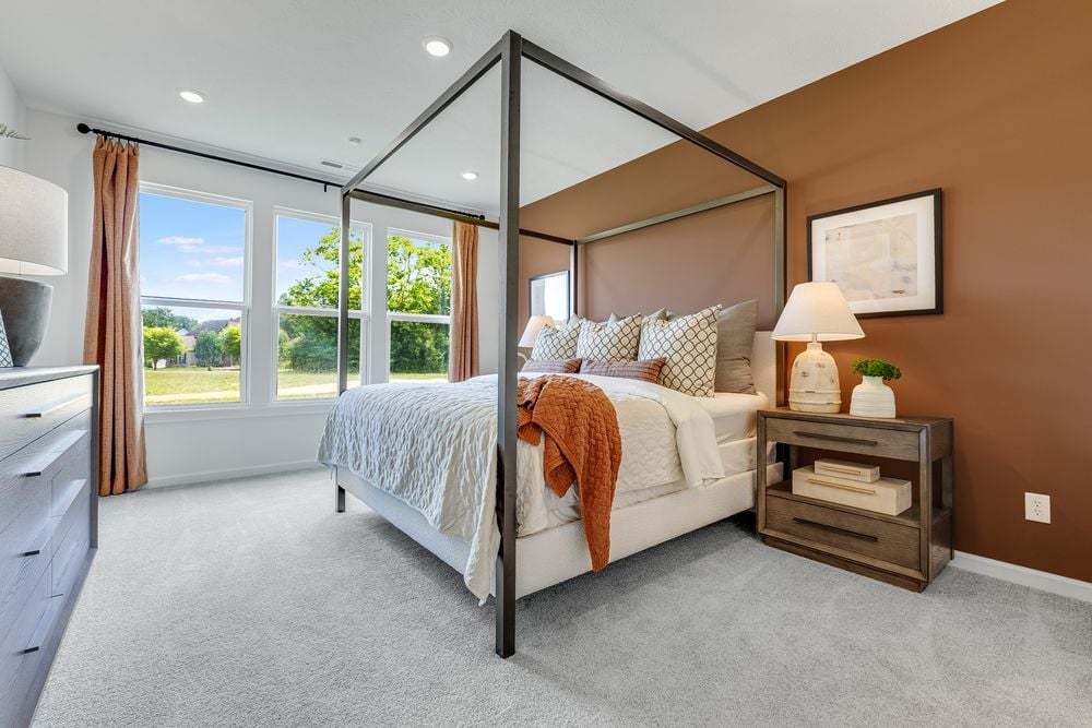 14 Primary Bedroom