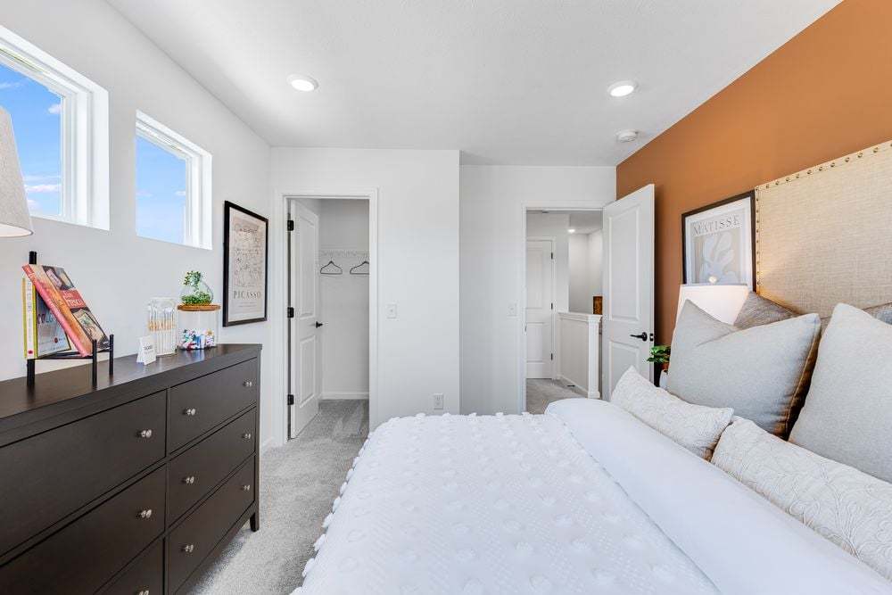 21 Bedroom