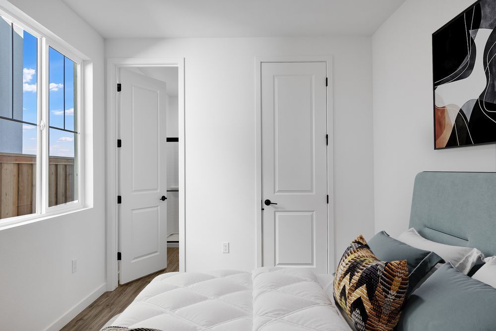 Lenten Opt Bed 5
