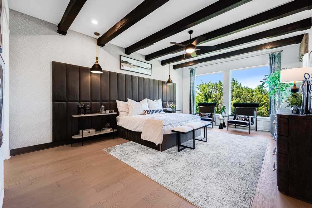 Primary suite
