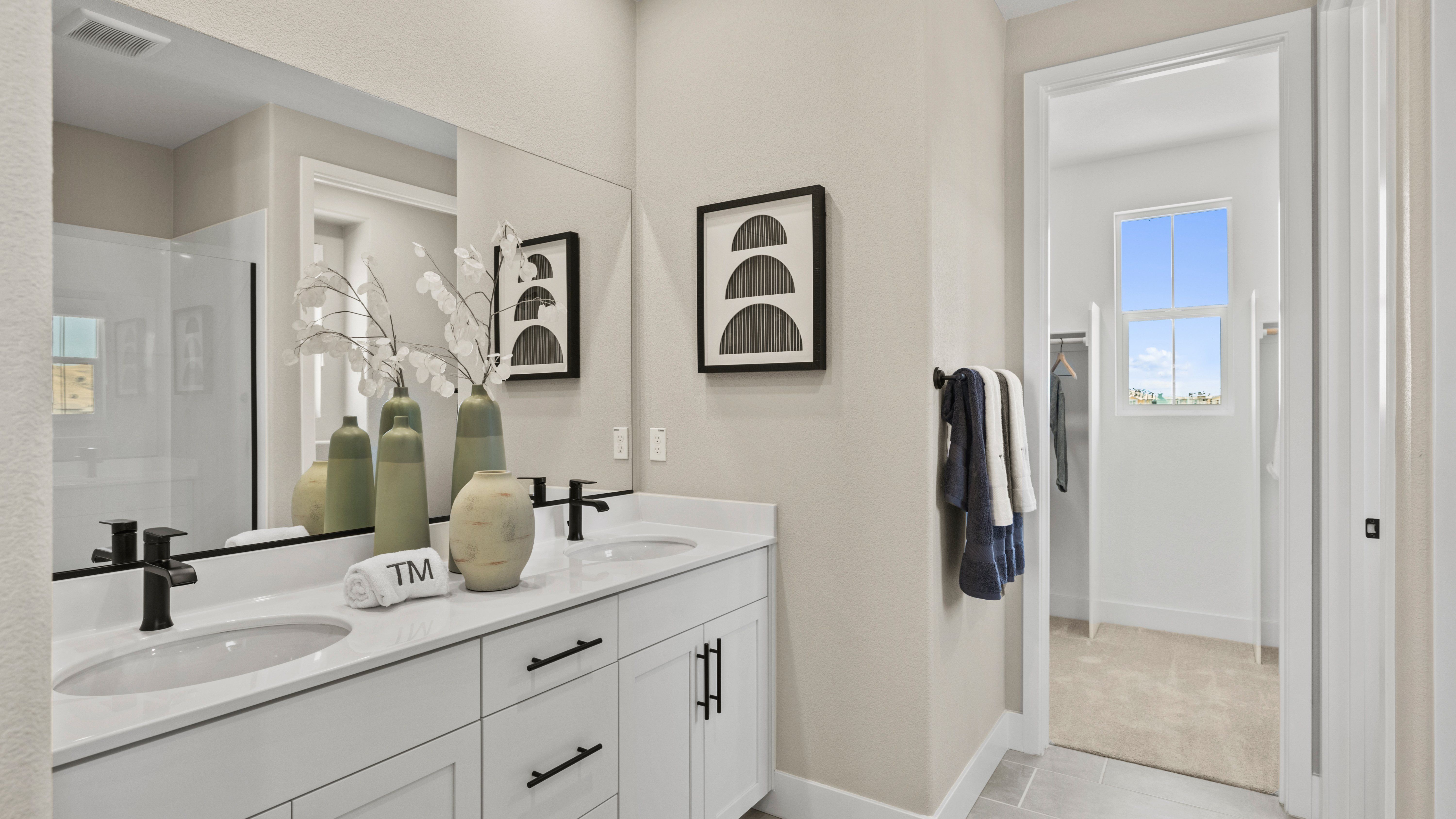 Alderwood Primary Bath