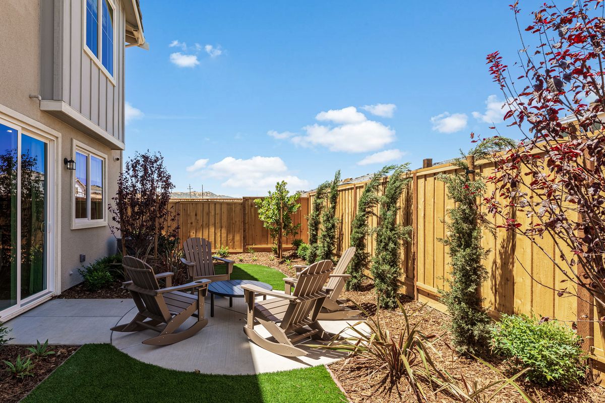 Alderwood rear yard 2.jpg