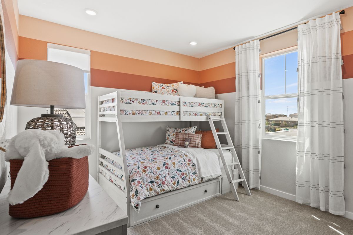 Rowan Bed 3.jpg