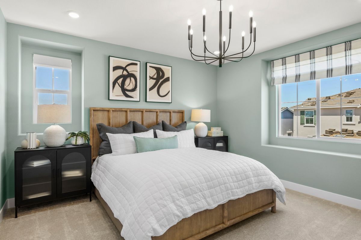 Alderwood Primary Bed.jpg