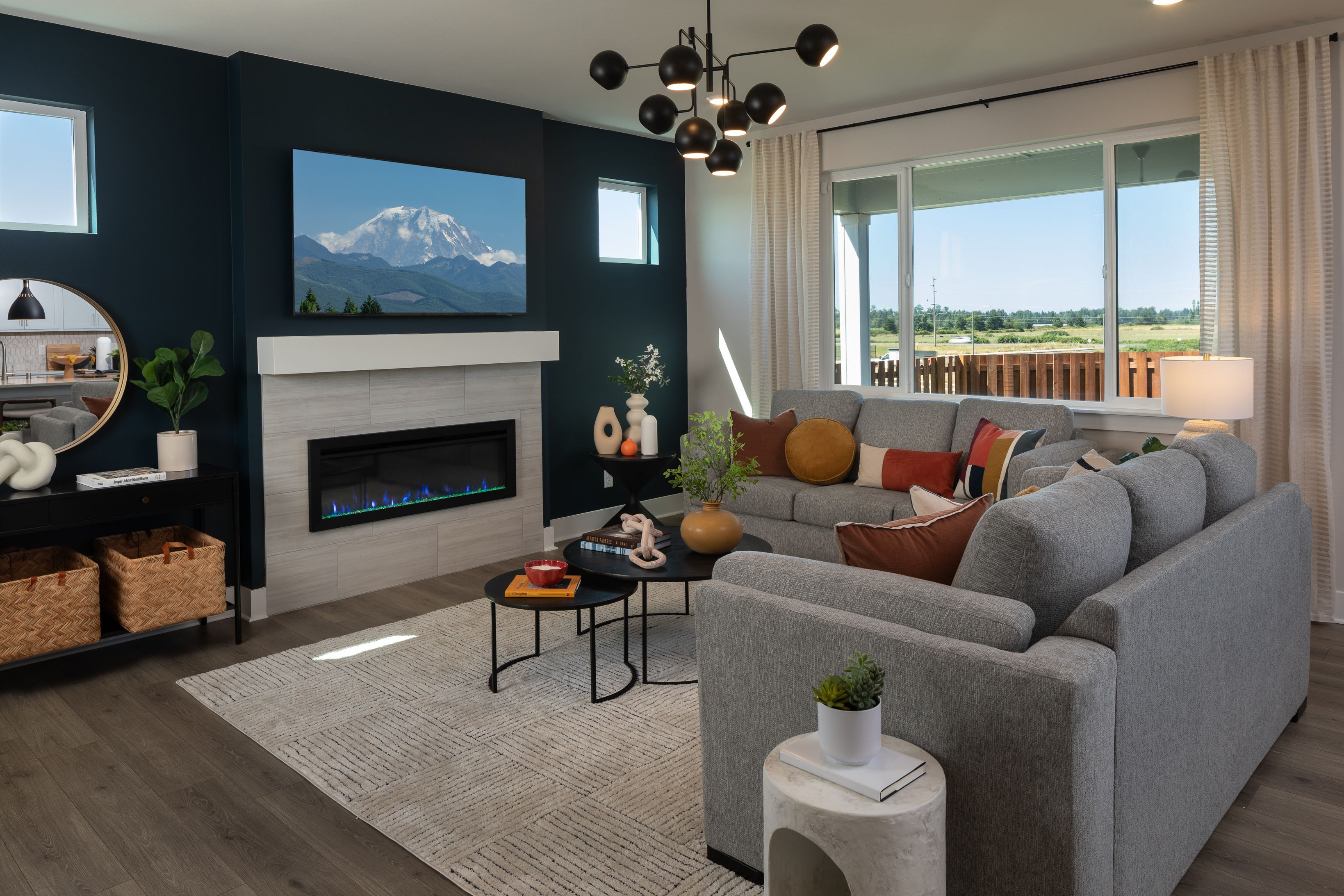 Sunrise Vista Lily Great Room