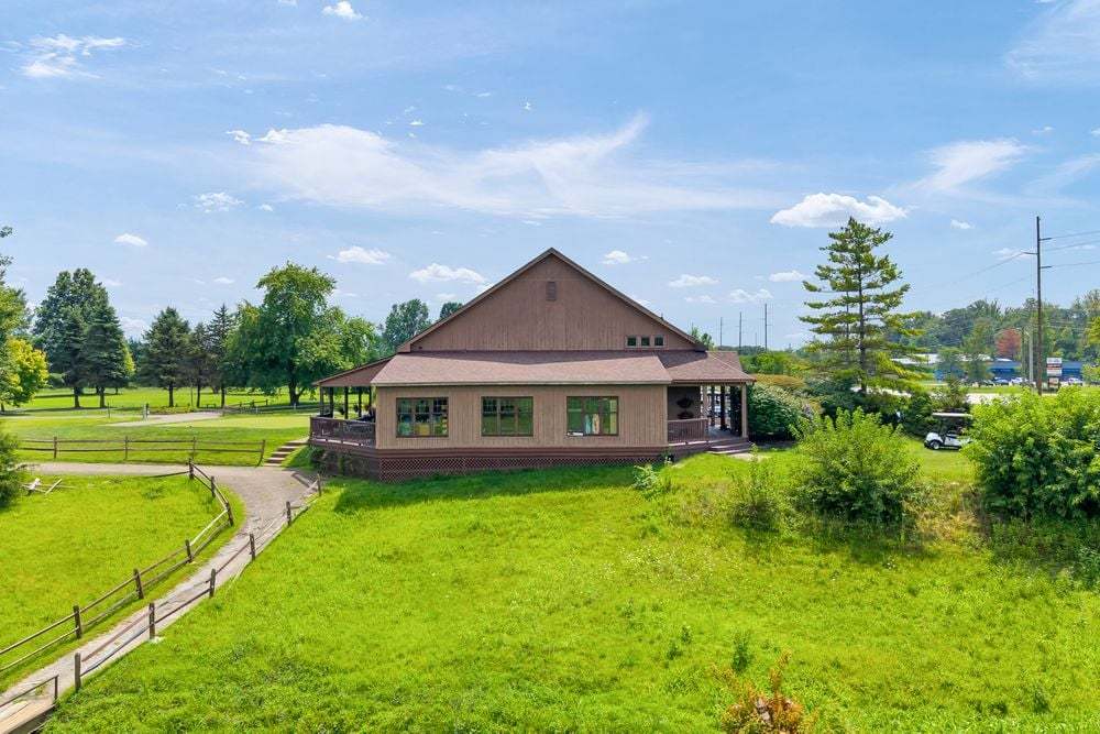 01 morning start golf...