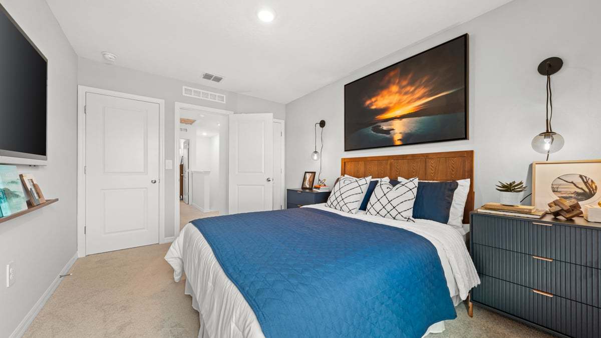 Ivy Model - The Towns at Firethorn-25-PS bedroom